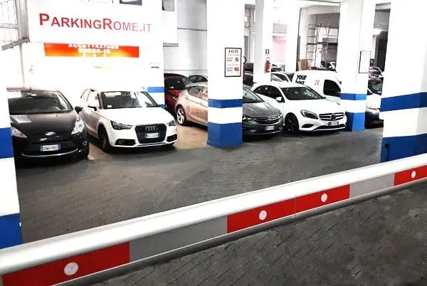 safe Rome center parking and guarded